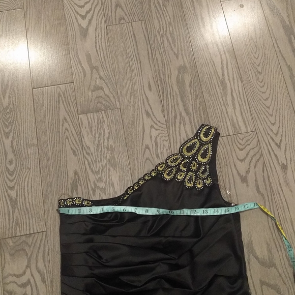 Beautiful black dress🌸🍀🍀🌸 - Picture 12 of 14